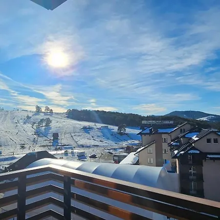 Snowy Woods 公寓 *