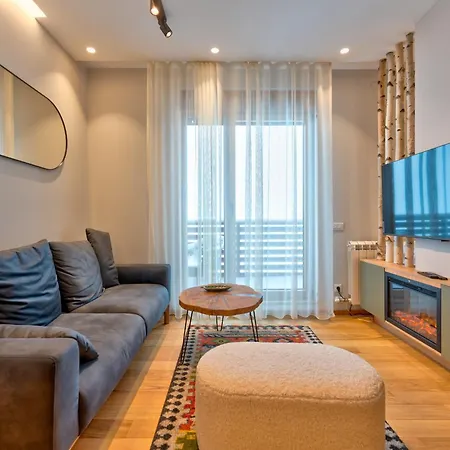 Snowy Woods דירה *