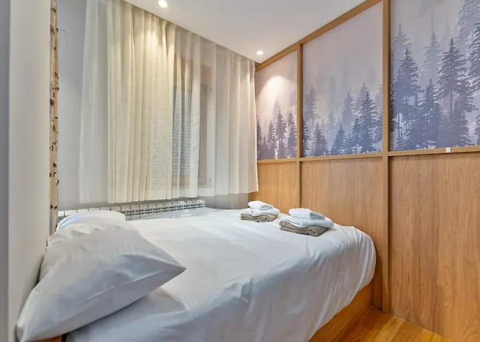 Snowy Woods Апартаменты *