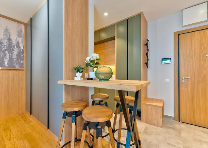 Snowy Woods Златибор